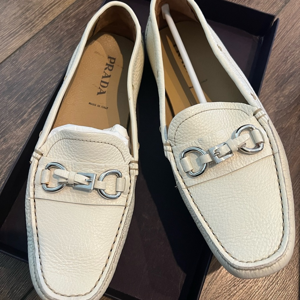 Prada Loafers! 🤍